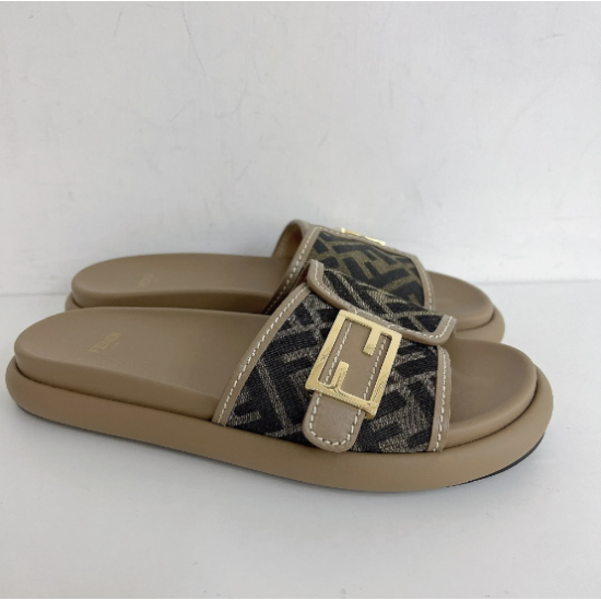 MK [ Pre-owned ] Fendi sandals size 38 - brown