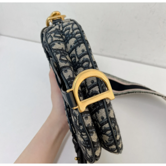 YL [ Pre-owned ] Dior mini saddle with dior strap ( navy / ghw )