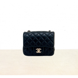 YL [ Pre-owned ] Chanel mini square 17cm ( Black / ghw )
