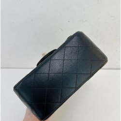 YL [ Pre-owned ] Chanel mini square 17cm ( Black / ghw )