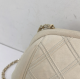 YL [ Pre-owned ] Chanel clutch with chain - beige